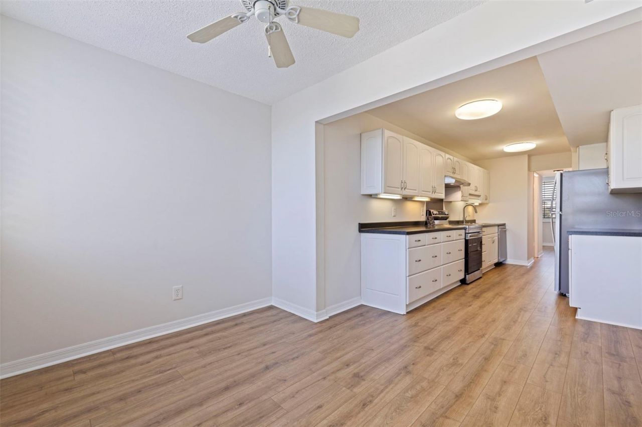 4890 Bay Street Ne, Unit 330, Saint Petersburg, FL 33703 Photo