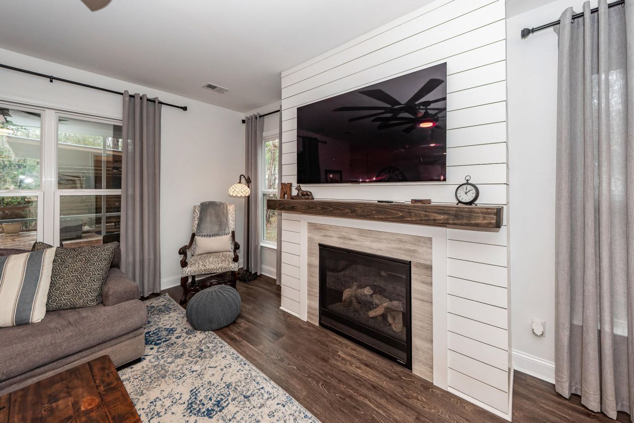 2045 Tacoma Circle Photo 12