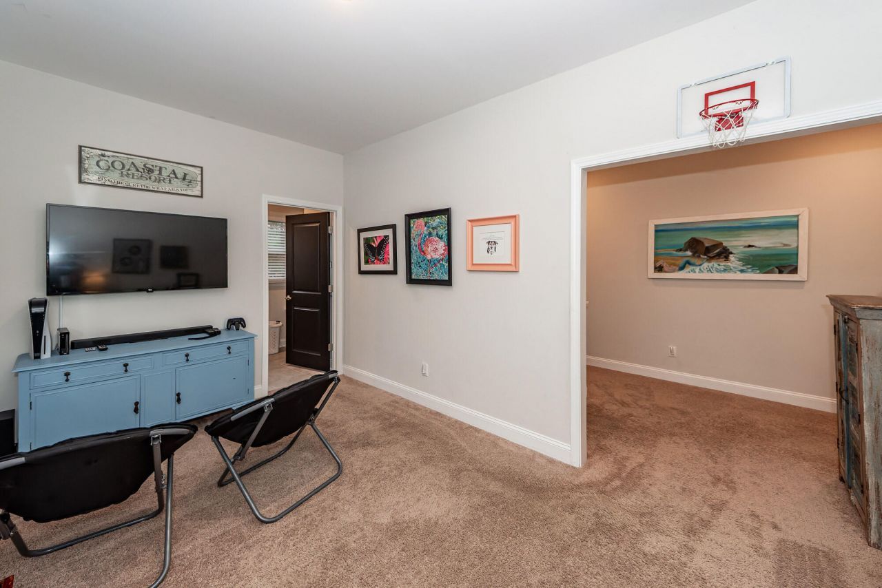 2045 Tacoma Circle Photo 32