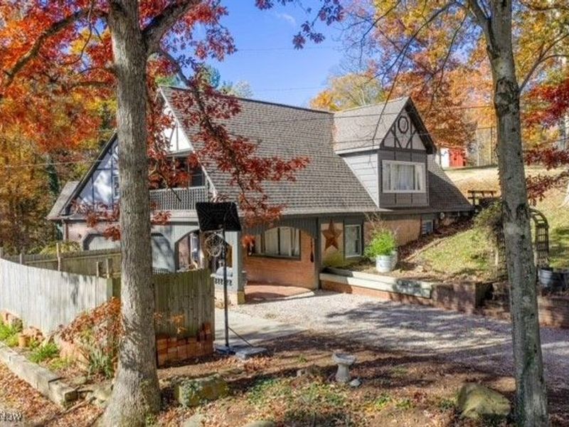 3369 Tabor Ridge Road NE, Mineral City, OH 44656 Photo 2