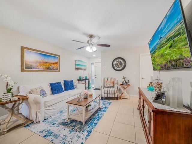 698 SW Veronica Avenue, Port Saint Lucie, FL 34953 Photo