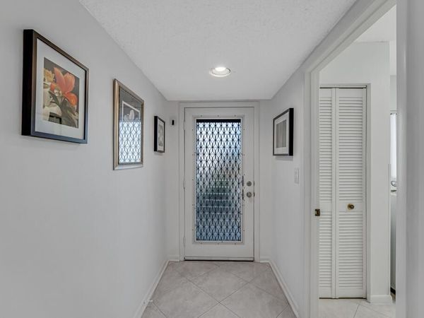 15301 Pembridge Avenue, Unit 49, Delray Beach, FL 33484