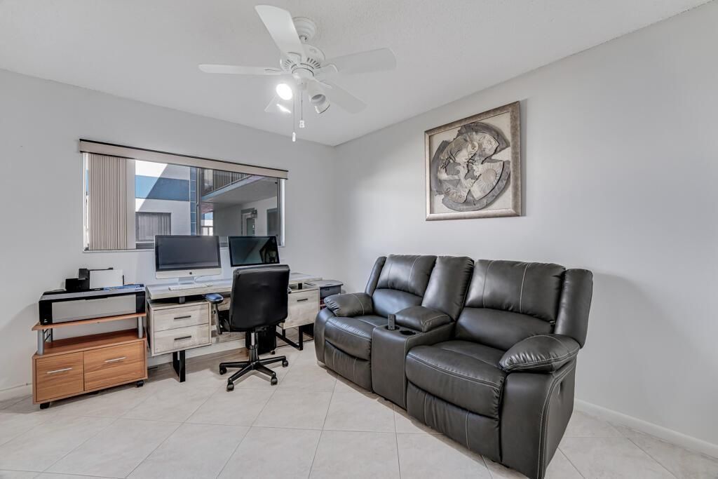 15301 Pembridge Avenue, Unit 49, Delray Beach, FL 33484 Photo