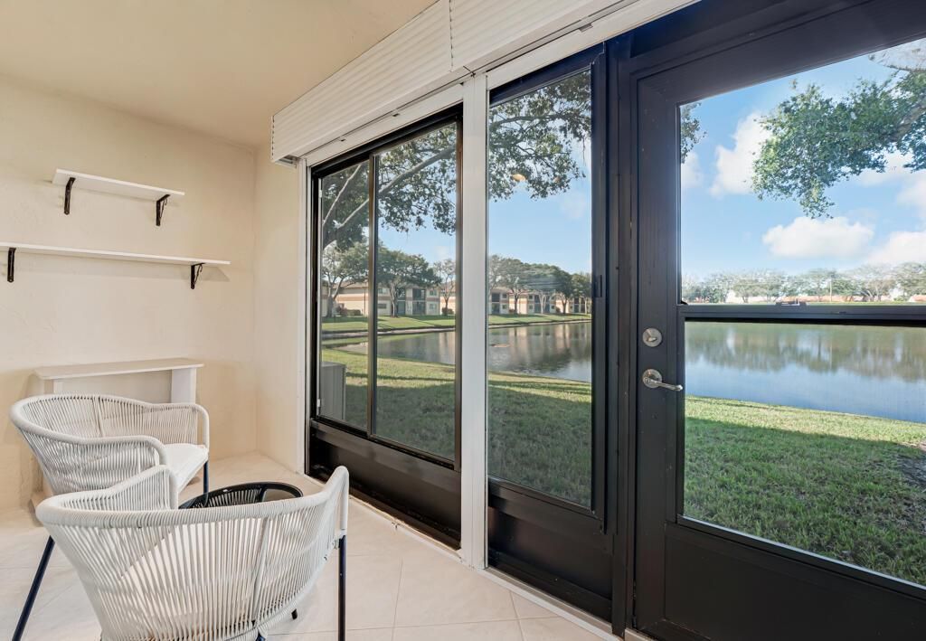 15301 Pembridge Avenue, Unit 49, Delray Beach, FL 33484 Photo