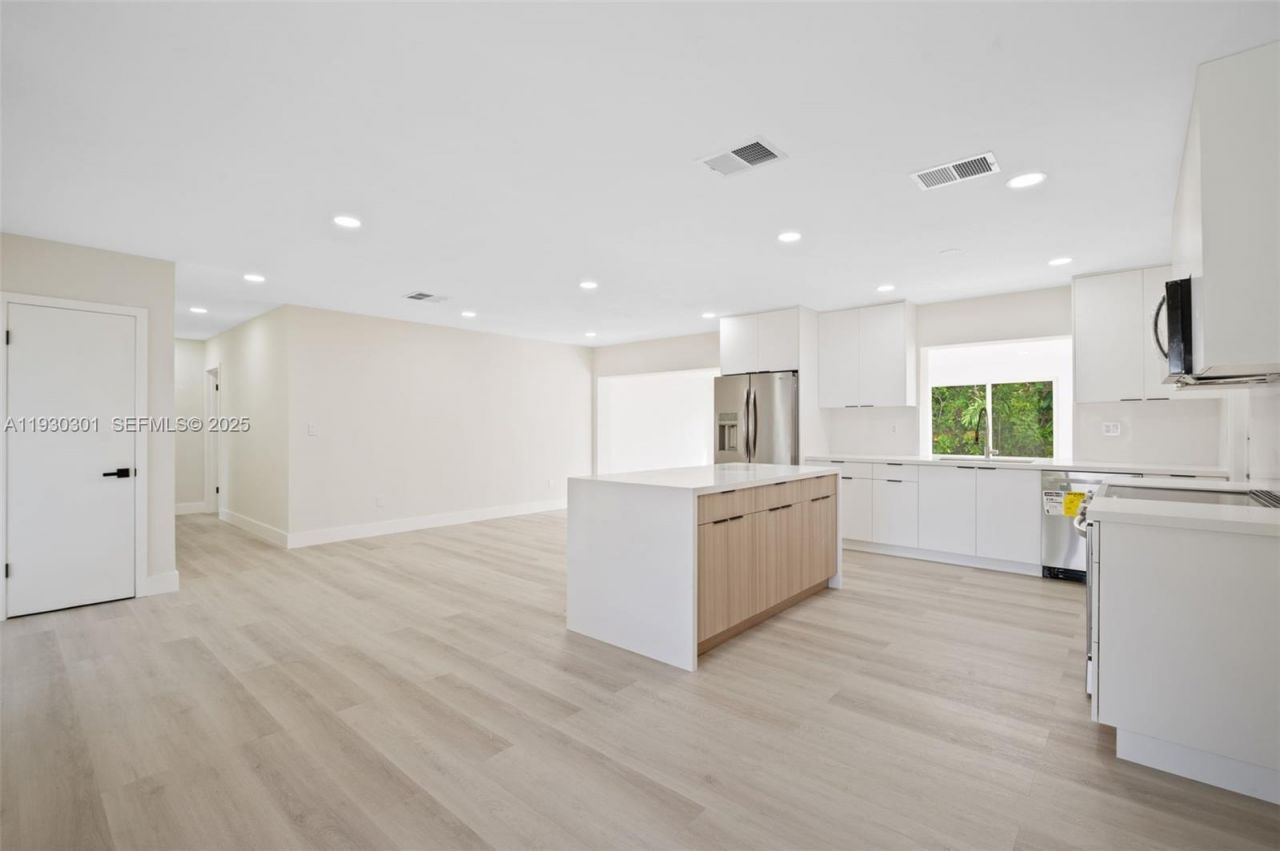 12030 SW 29th Ter, Miami, FL 33175 Photo