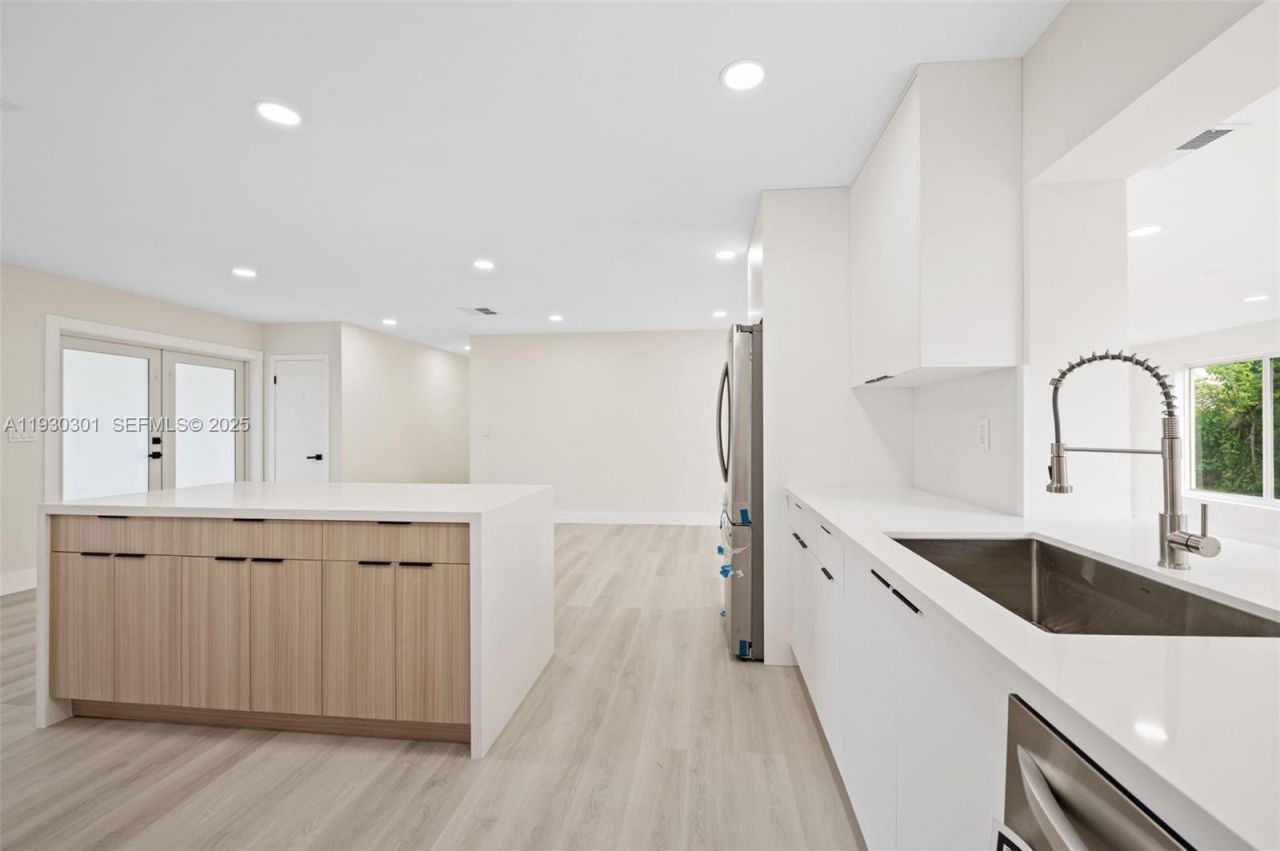 12030 SW 29th Ter, Miami, FL 33175 Photo