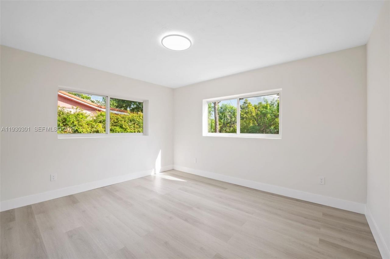 12030 SW 29th Ter, Miami, FL 33175 Photo