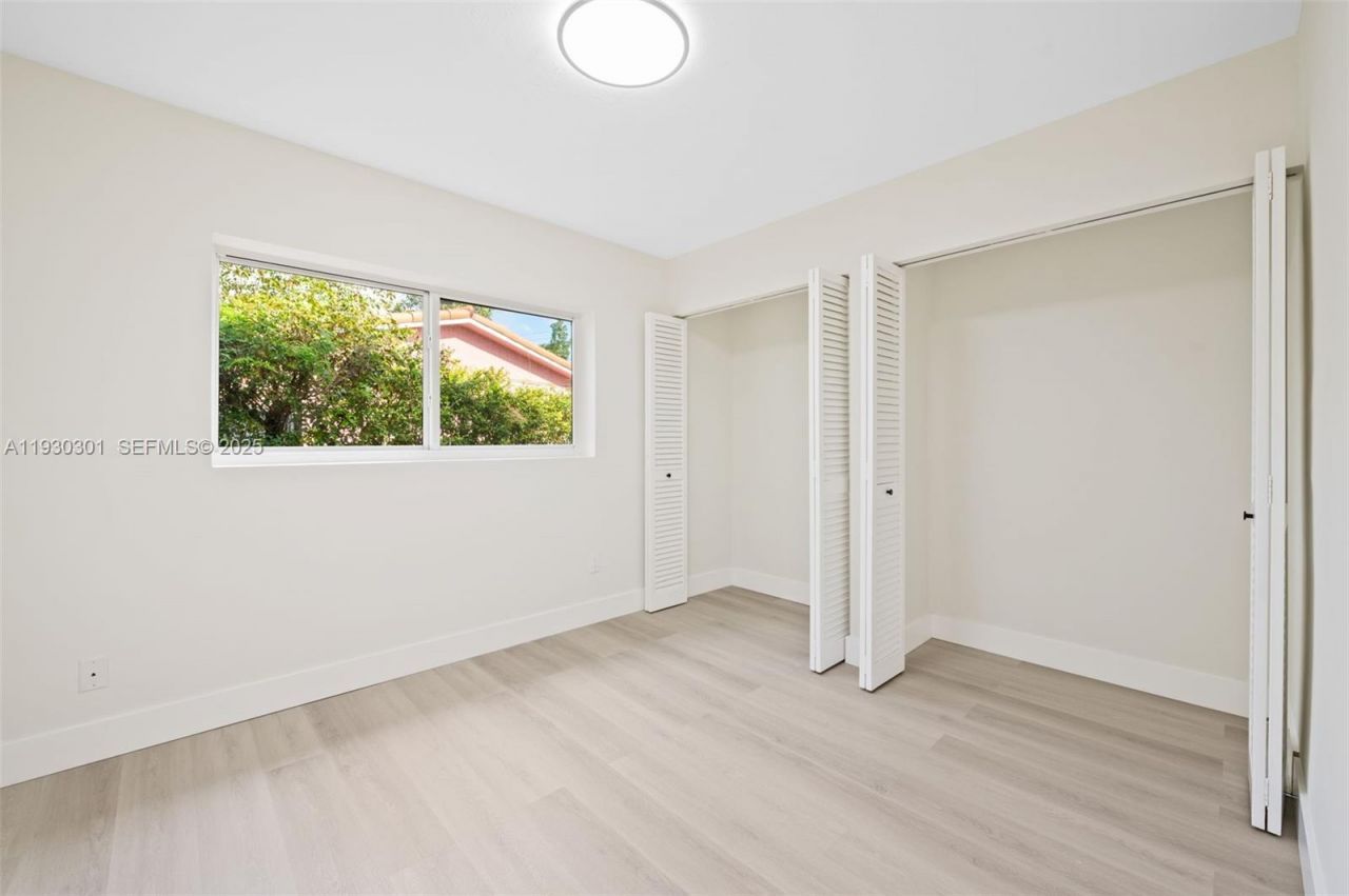 12030 SW 29th Ter, Miami, FL 33175 Photo