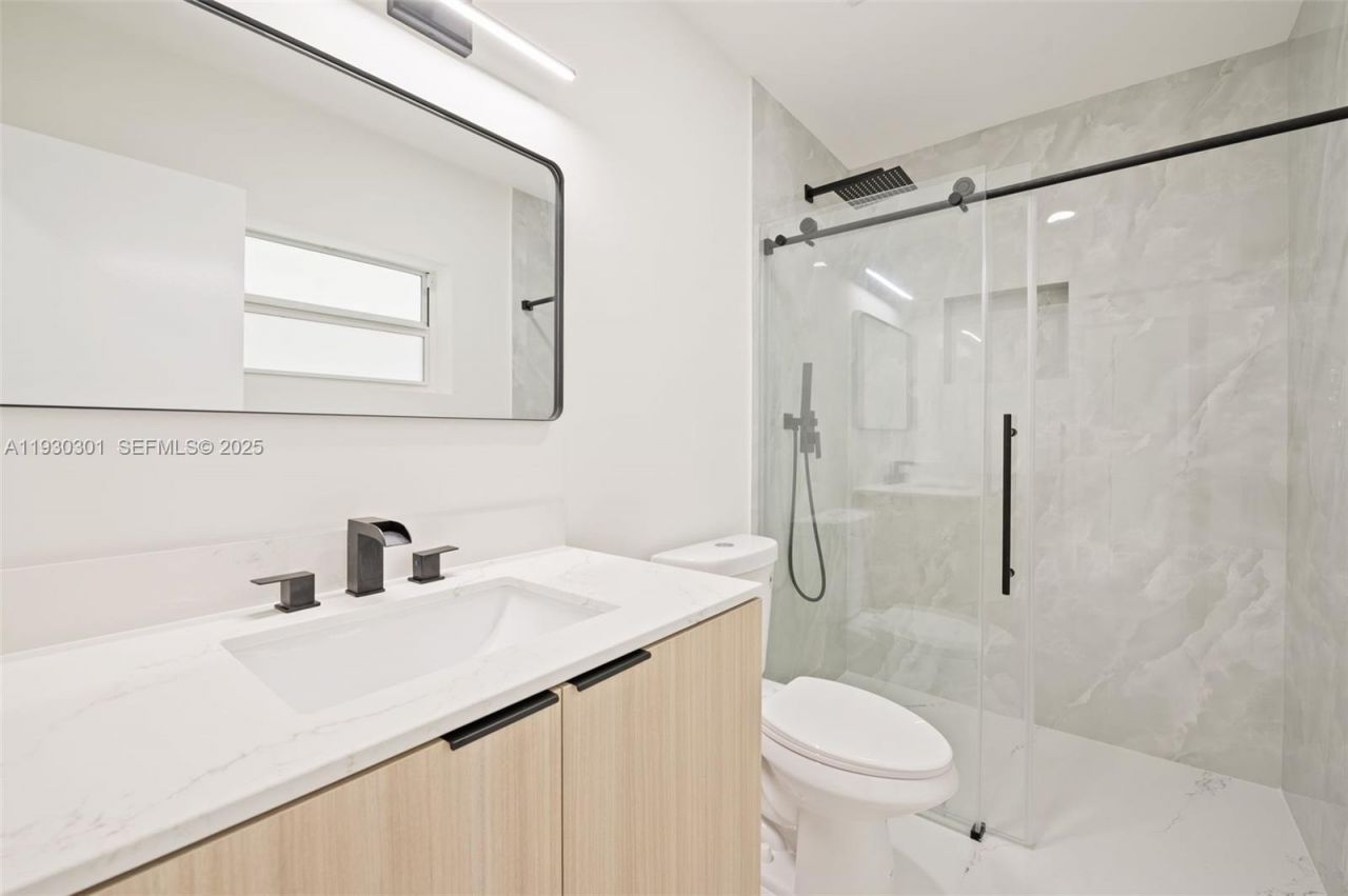 12030 SW 29th Ter, Miami, FL 33175 Photo