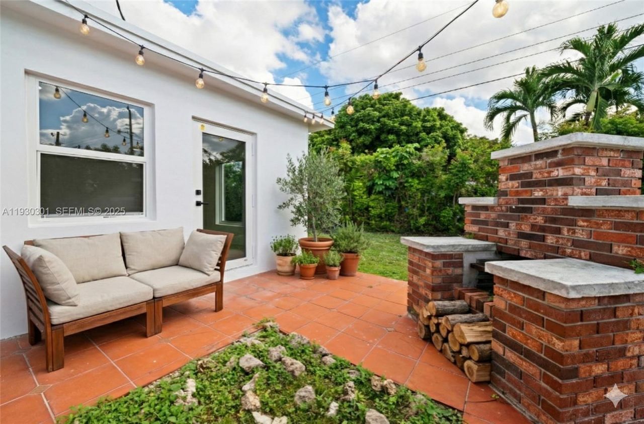 12030 SW 29th Ter, Miami, FL 33175 Photo