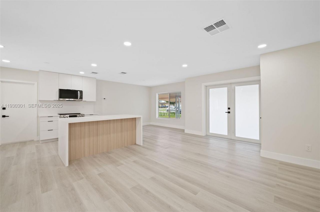 12030 SW 29th Ter, Miami, FL 33175 Photo