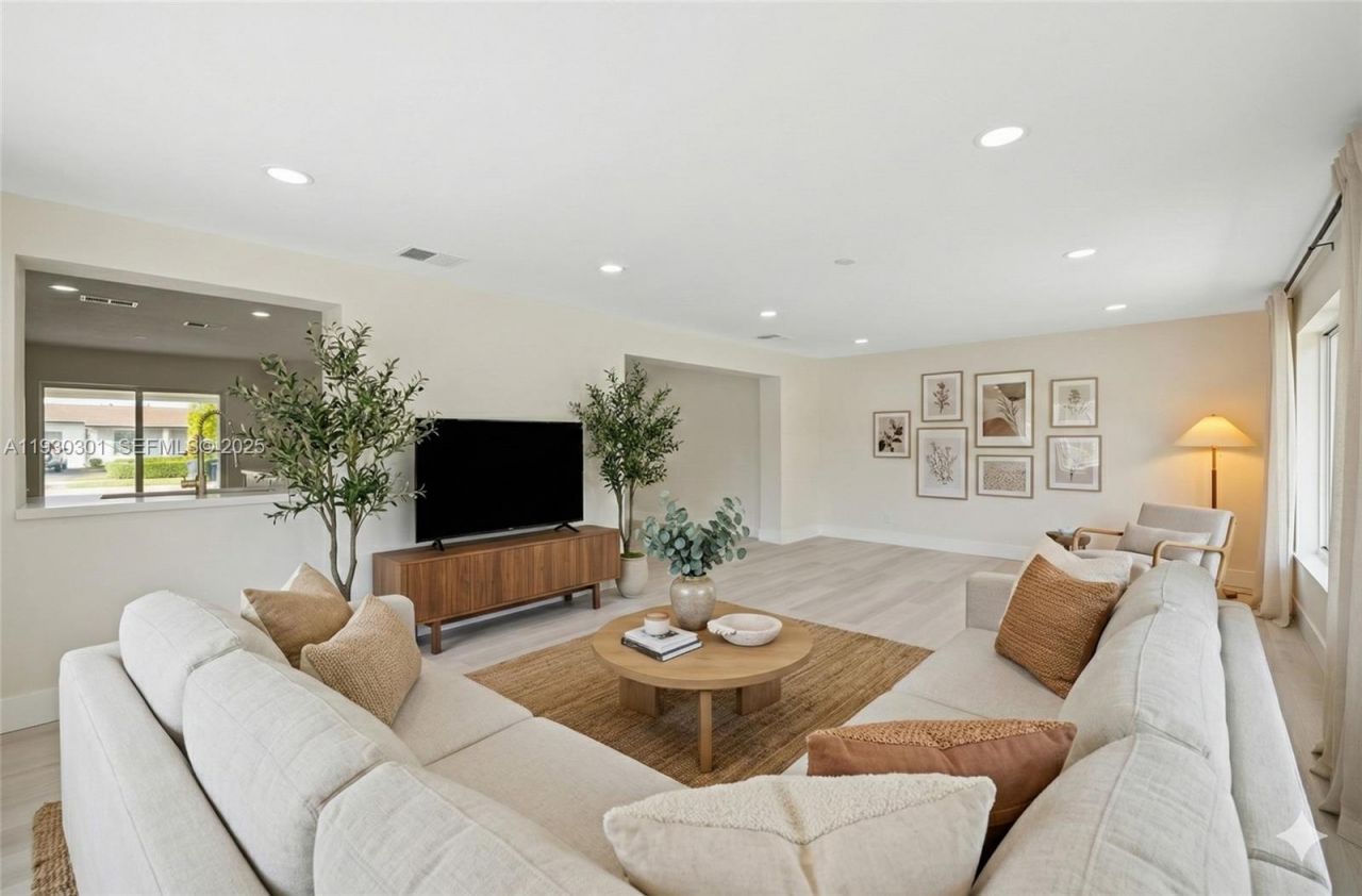 12030 SW 29th Ter, Miami, FL 33175 Photo