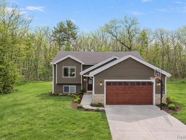 3249 Centennial Oak Drive, Manlius Twp, MI 49419