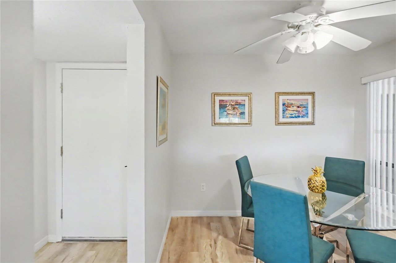 6157 Midnight Pass Road, Unit E23, Sarasota, FL 34242 Photo