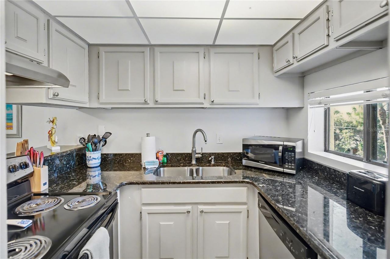 6157 Midnight Pass Road, Unit E23, Sarasota, FL 34242 Photo