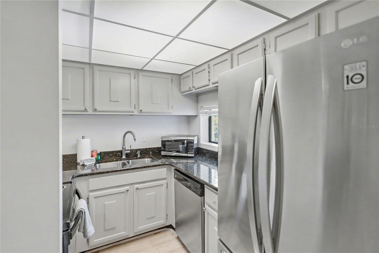 6157 Midnight Pass Road, Unit E23, Sarasota, FL 34242 Photo