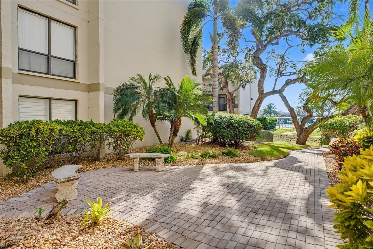 6157 Midnight Pass Road, Unit E23, Sarasota, FL 34242 Photo