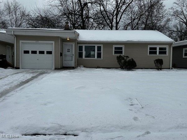 1697 Hawthorne Drive, Cleveland, OH 44124