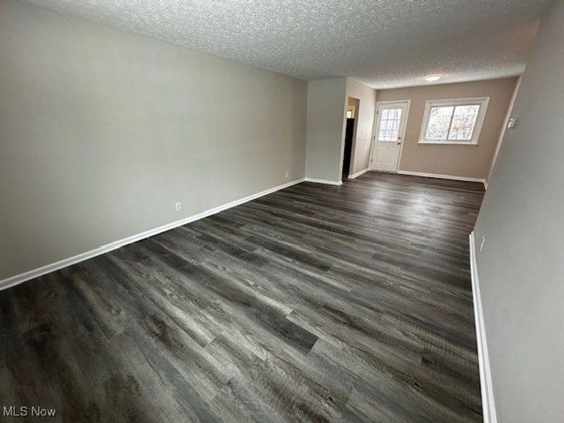 1697 Hawthorne Drive, Cleveland, OH 44124 Photo 7