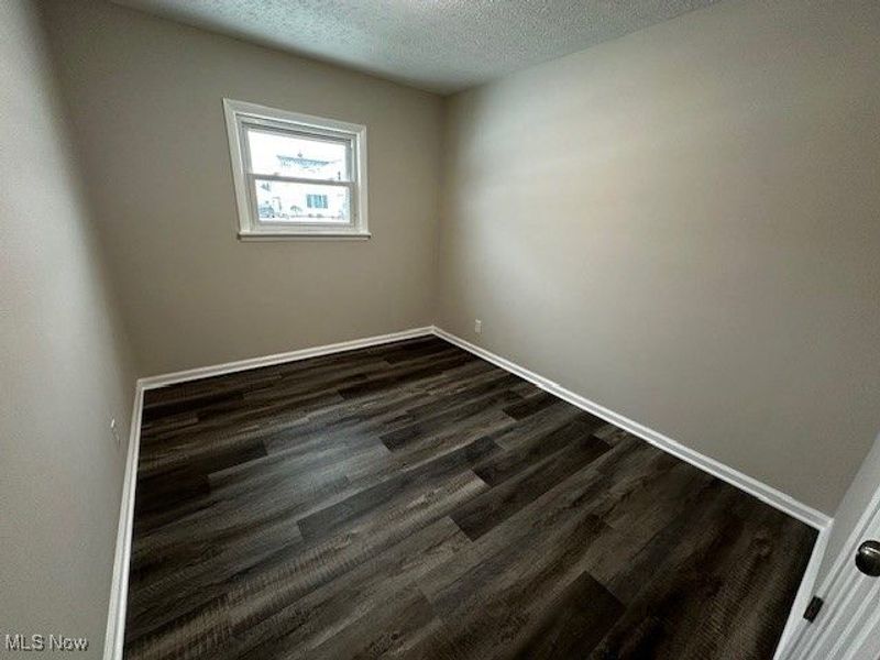 1697 Hawthorne Drive, Cleveland, OH 44124 Photo 8