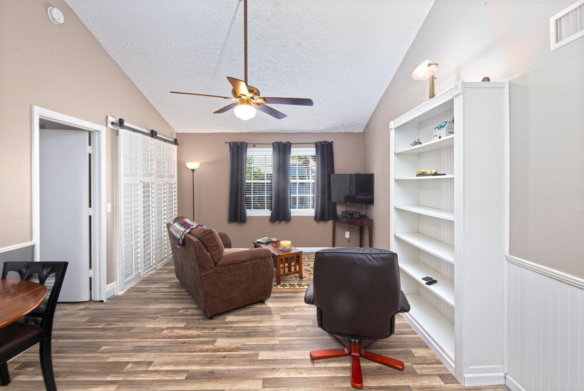 1673 SE Green Acres Circle, Unit 201, Port Saint Lucie, FL 34952 Photo