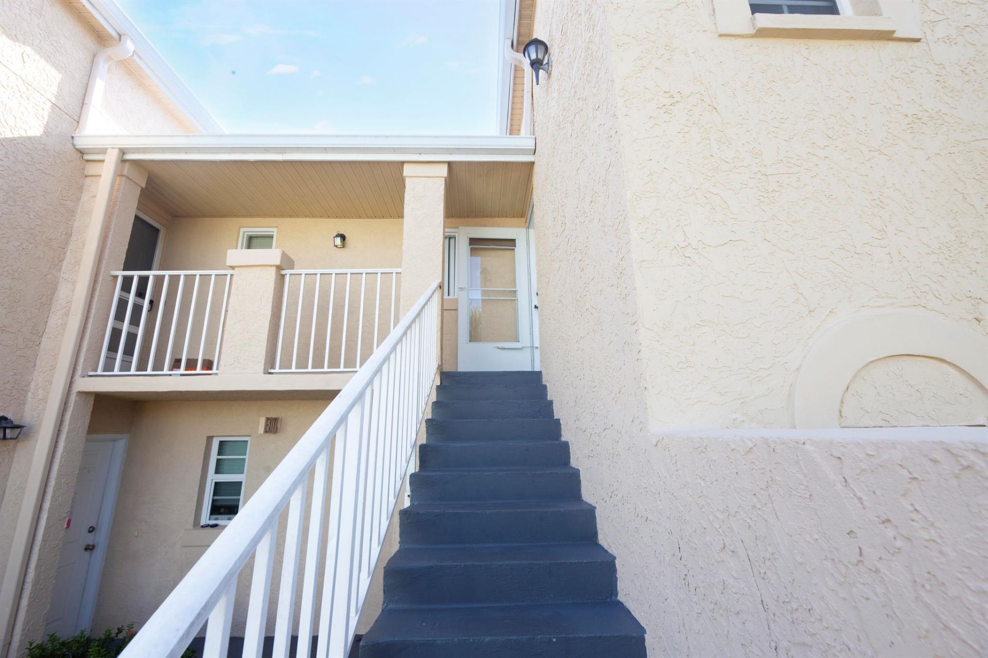 1673 SE Green Acres Circle, Unit 201, Port Saint Lucie, FL 34952 Photo