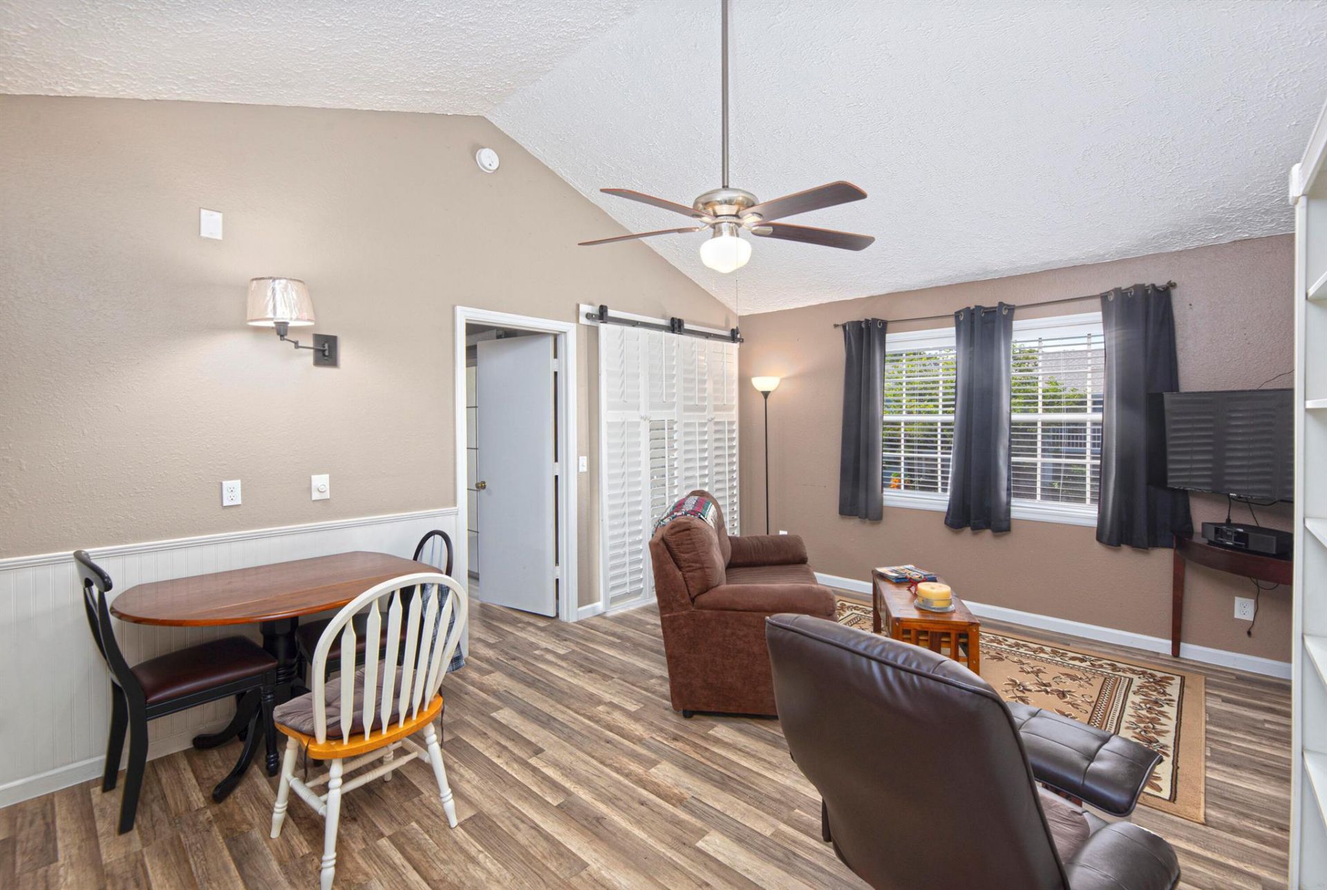 1673 SE Green Acres Circle, Unit 201, Port Saint Lucie, FL 34952 Photo