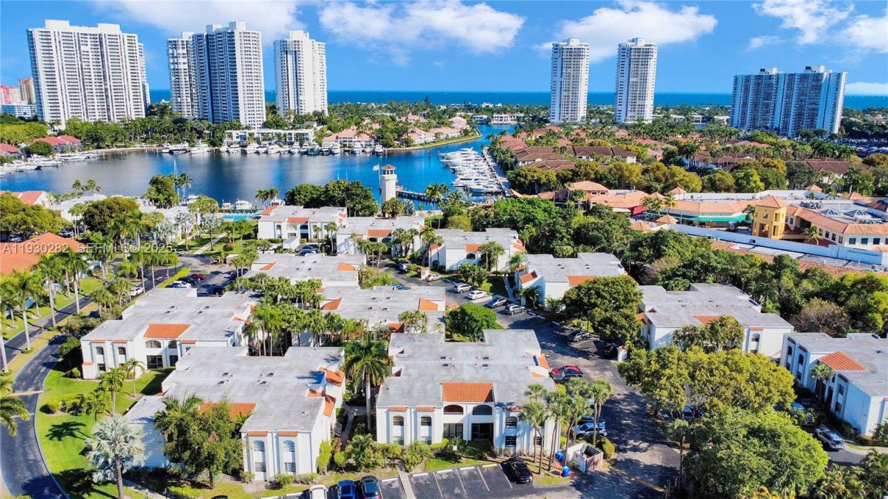 3553 Magellan Cir, Unit 317-1, Aventura, FL 33180 Photo