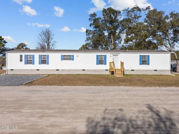 955 Pineclair Drive SW, Calabash, NC 28467