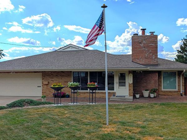 2250 70th Street, Windsor Heights, IA 50324