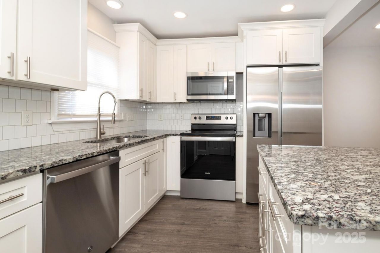 6432 Old Pineville Road, Charlotte, NC 28217 Main Photo