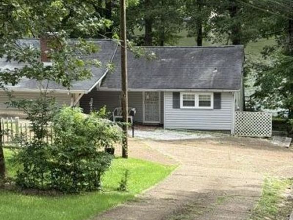908 Lakeview Drive, Ashland, MS 38603
