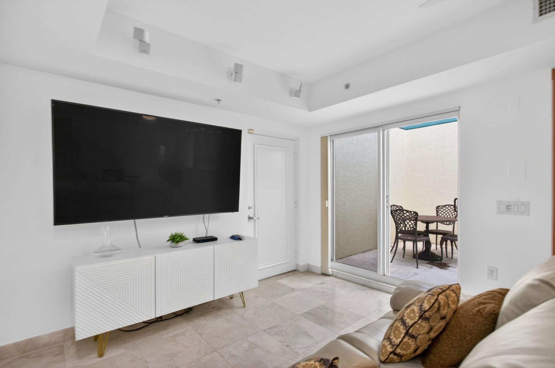 2051 SE 3rd Street, Unit Th8, Deerfield Beach, FL 33441 Photo