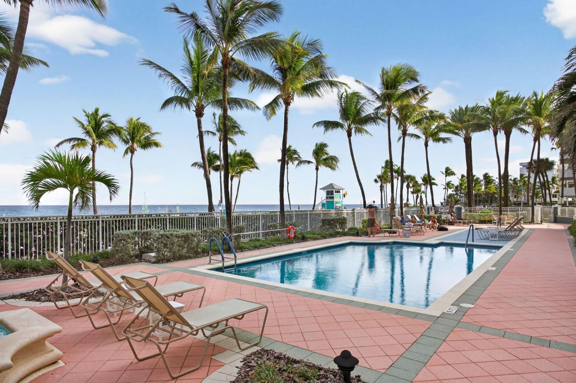 2051 SE 3rd Street, Unit Th8, Deerfield Beach, FL 33441 Photo