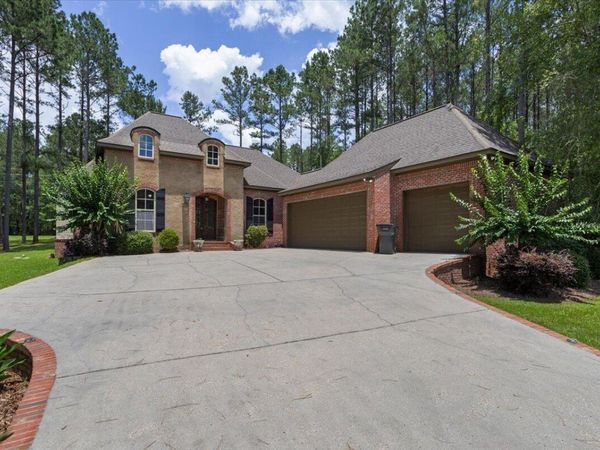 10 Magnolia Crossing Rd., Sumrall, MS 39482