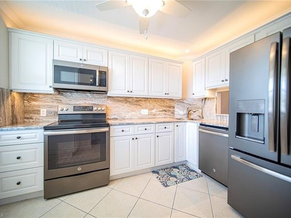 5959 Winkler RD, Unit 206, FORT MYERS, FL 33919