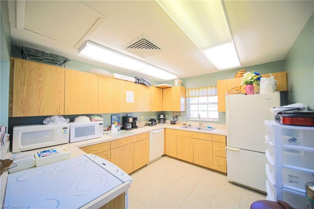 5959 Winkler Rd, Unit 206, Fort Myers, FL 33919 Photo
