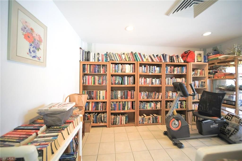 5959 Winkler Rd, Unit 206, Fort Myers, FL 33919 Photo