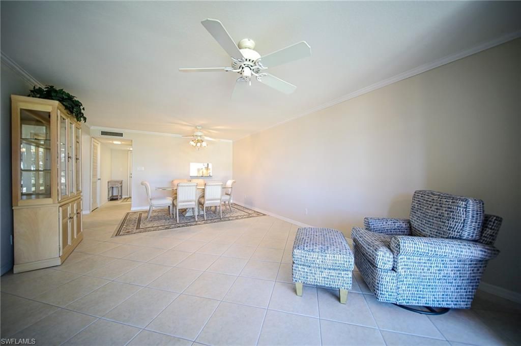 5959 Winkler Rd, Unit 206, Fort Myers, FL 33919 Photo