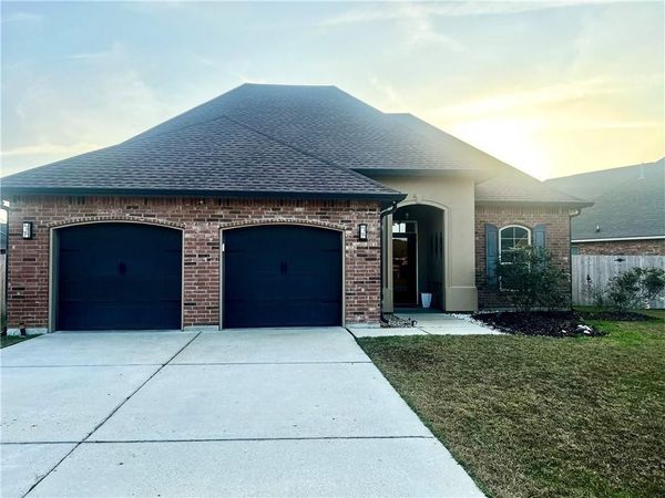 69261 TAVERNY Court, Madisonville, LA 70447
