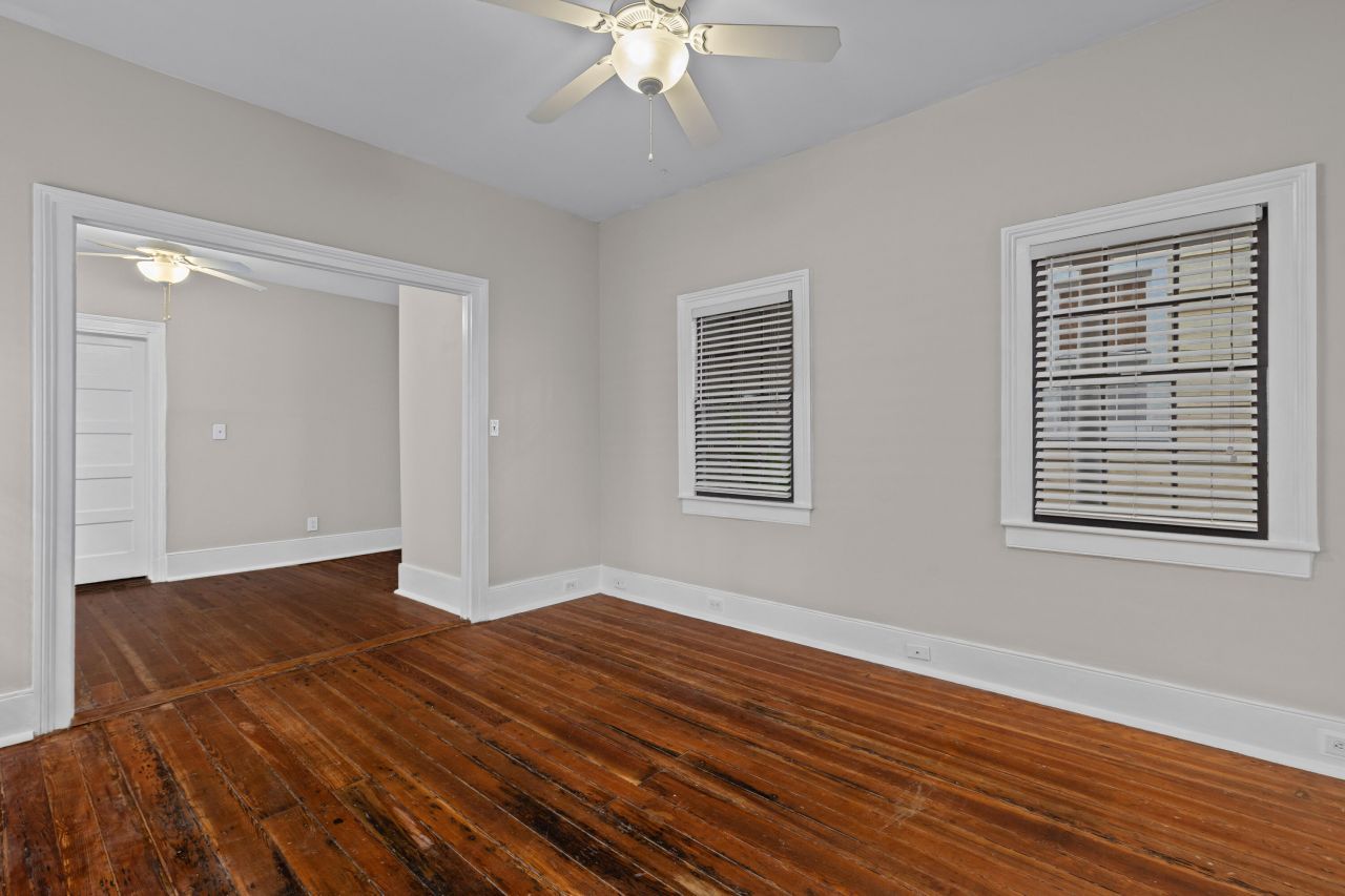 6 Ashe Street Photo 12