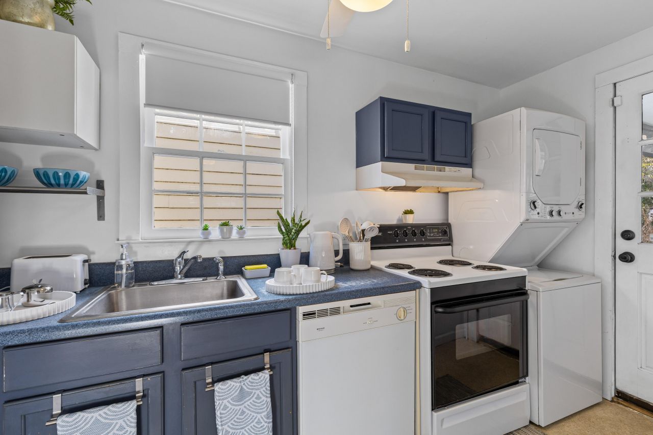 6 Ashe Street Photo 33