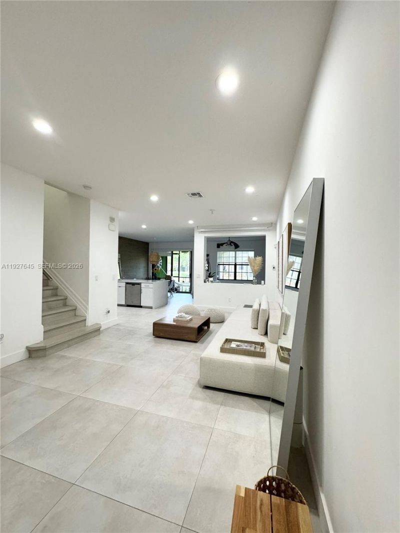 13017 S Riverwalk Cir S, Plantation, FL 33325 Photo