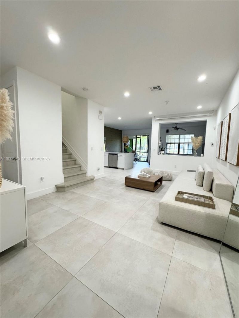 13017 S Riverwalk Cir S, Plantation, FL 33325 Photo