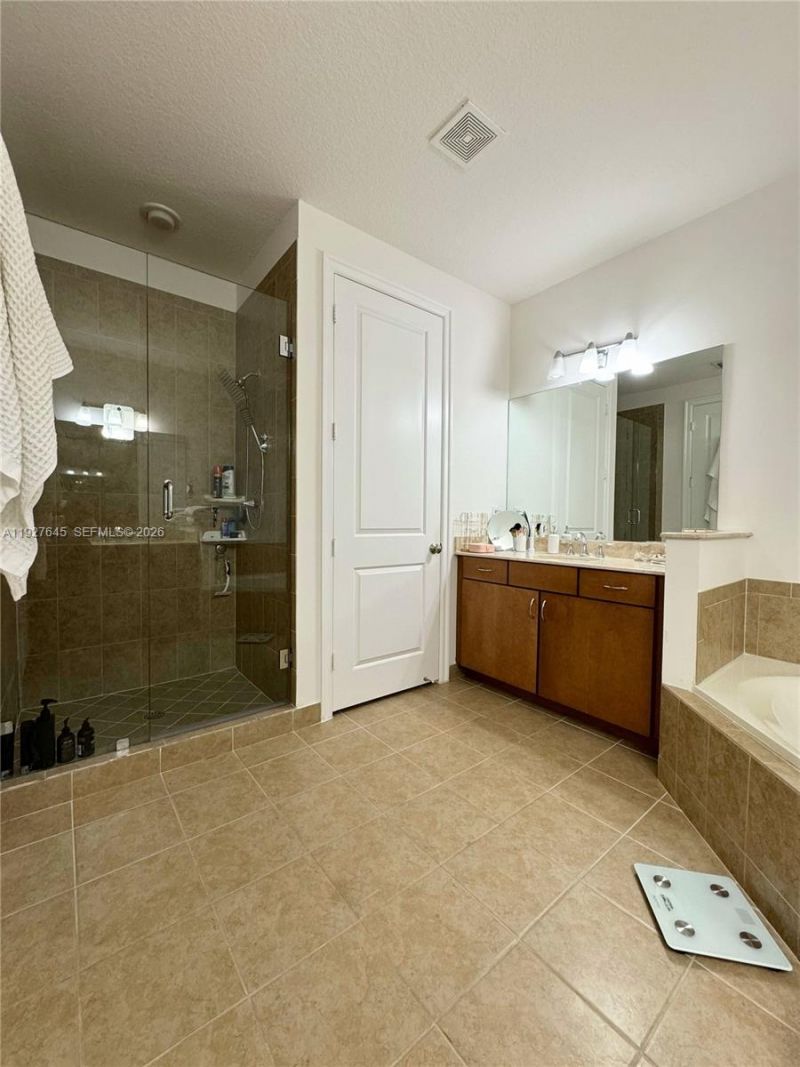 13017 S Riverwalk Cir S, Plantation, FL 33325 Photo