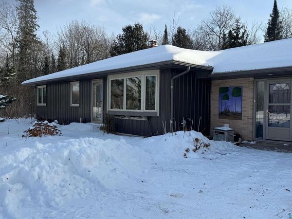 8148 E Spaulding Rd, South Range, WI 54874
