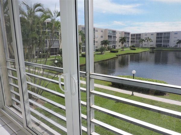 324 SE 10th St, Unit 207, Dania Beach, FL 33004