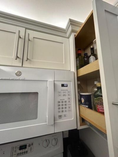 324 SE 10th St, Unit 207, Dania Beach, FL 33004 Photo