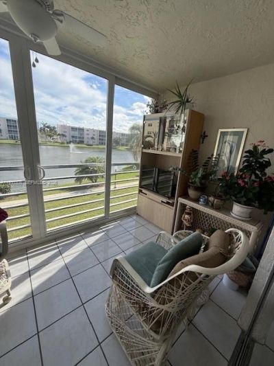 324 SE 10th St, Unit 207, Dania Beach, FL 33004 Photo