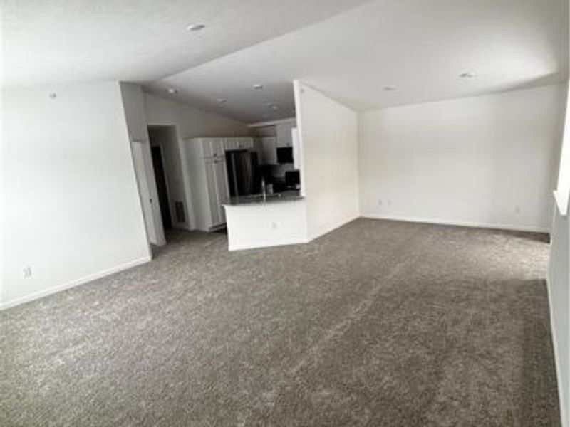 2736 Amberwood, Unit #305, Beavercreek, OH 45431 Photo 3